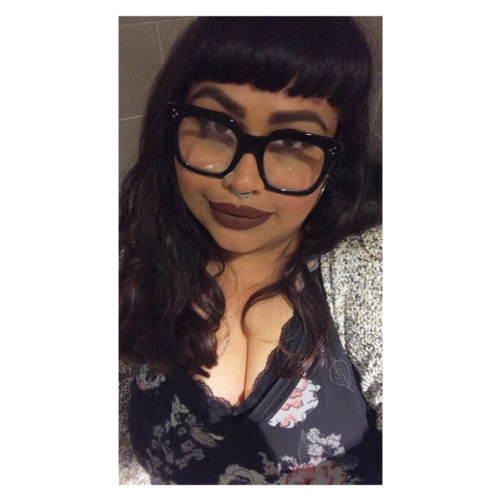 Meet your Posher, Jaqueline